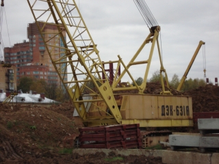 стреловой кран ДЭК631А